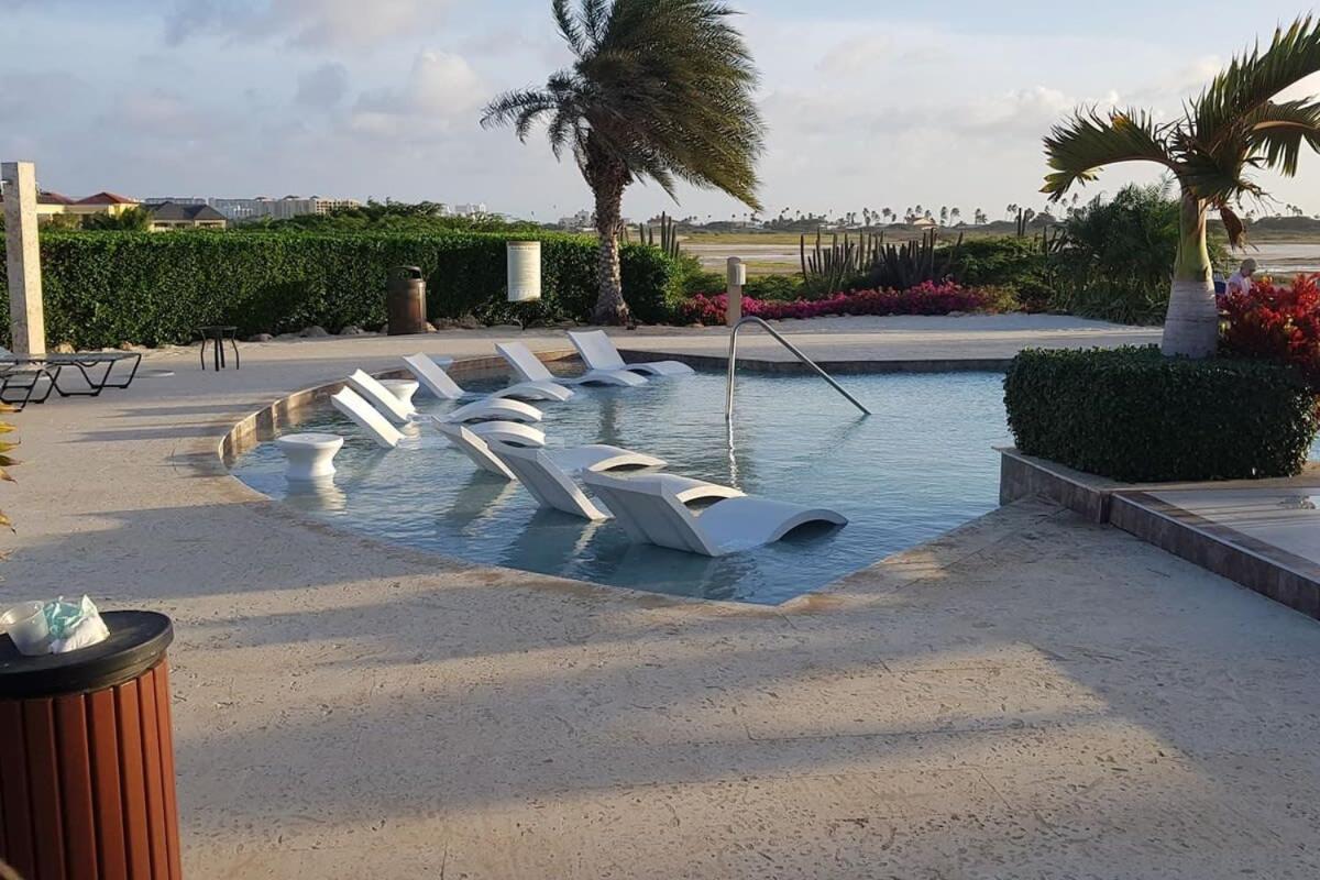 Wonder Apartment In Gold Coast With Private Pool Palm Beach Екстер'єр фото